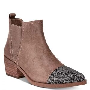 Report Zerega Booties